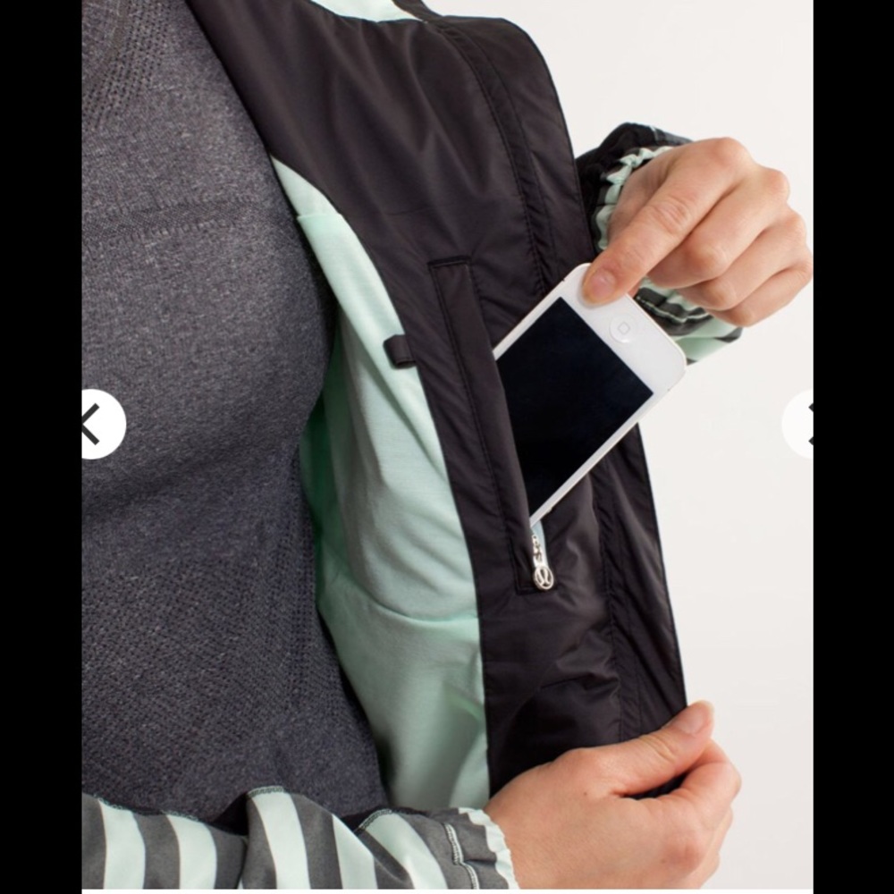 NWOT Lululemon Run: Get Up And Glow Jacket *Reflective 360 Sea Stripe Mint/Black - Picture 7 of 12
